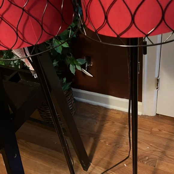 2NEW MIDNIGHT VELVET FLOOR LAMPS, WITH WIRE COVER OVER BURGUNDY CLOTH LAMPSHADE! - Picture 8 of 8